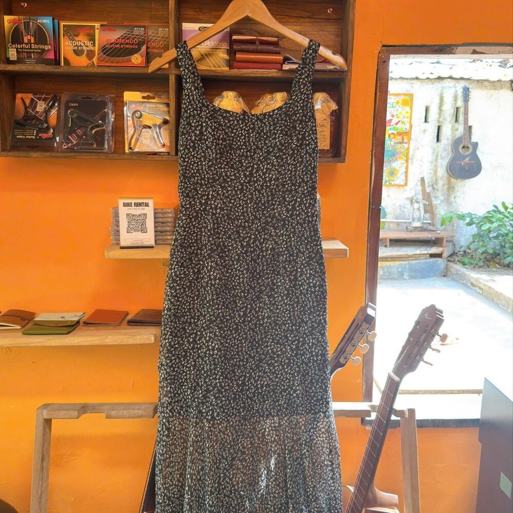 Sweet Black Floral Midi Dress Ruffle Hem